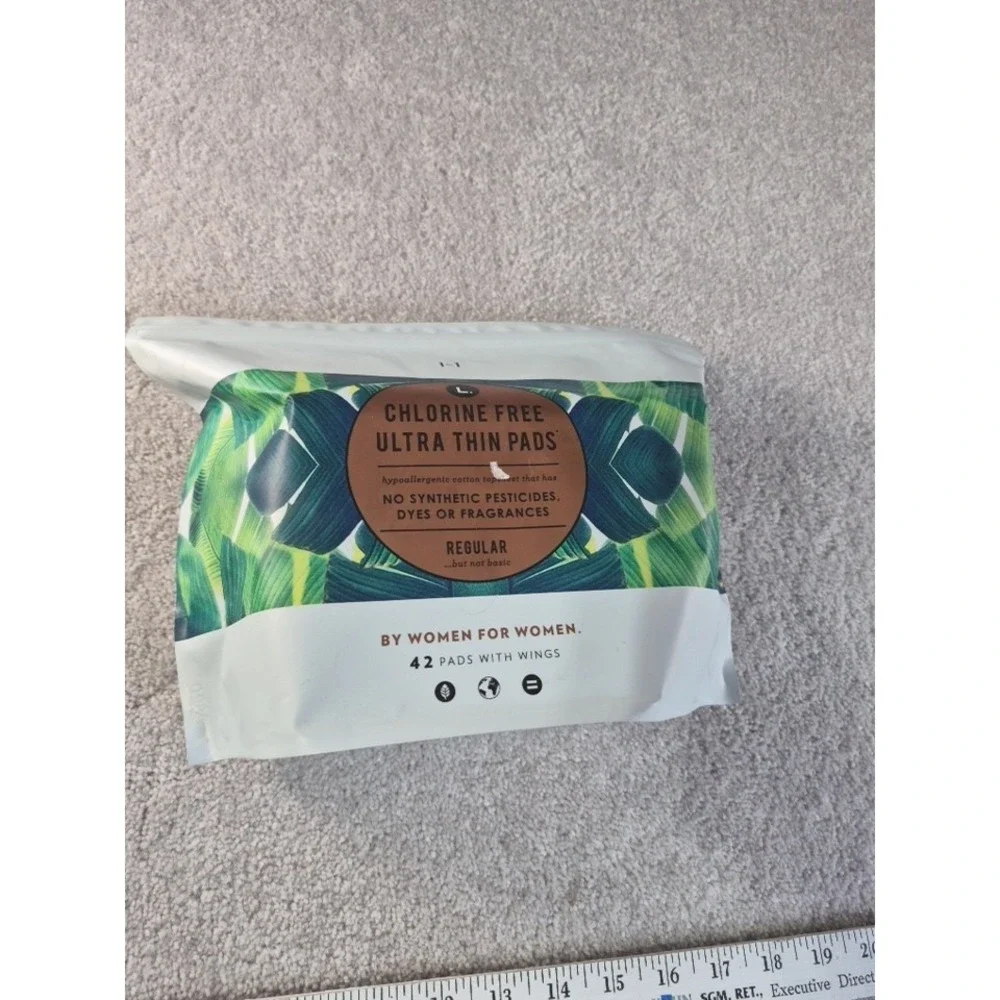 Chlorine Free Ultra Thin Regular Pads with Wings 42 CT New